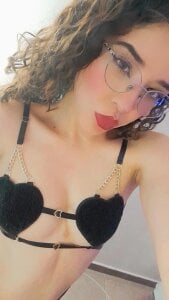 Amara_Davis1Public Bild