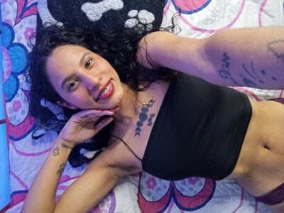 Karii-R Love Pic 6