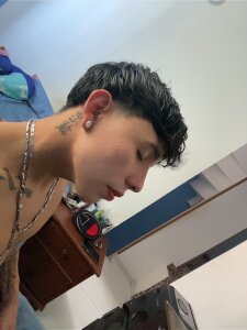 pipe_sex Public Pic 3