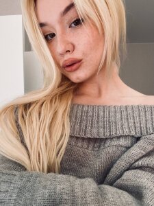 Flirty_lee Naughty me Pic 4