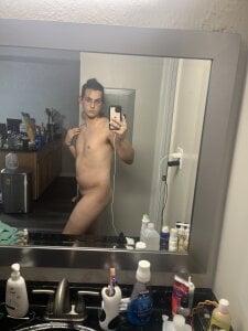 Brooklyn333: Mirror pics ( 3 фото)