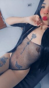 sexy_brunette_1 Public Fotka 3