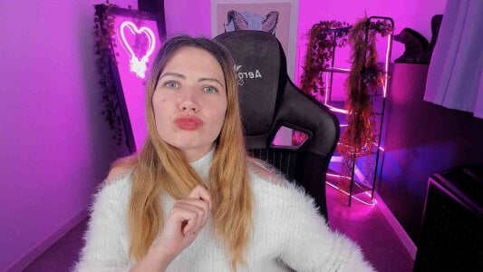 AleksaLaurent helllo Pic 6