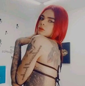 emmily_collins Public Pic