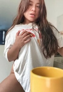 Luna_Sommer 🔥🖤 Between sips... the game awakens. Pic