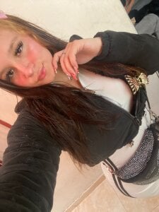 luna00bella7 If you like it, love, give it a like 😈❤ Bilde