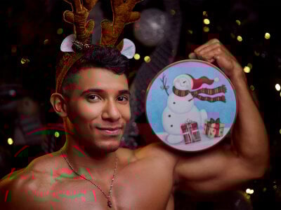 IAN_KNOX Merry Christmas and New Year🎄🎁 Gambar 4