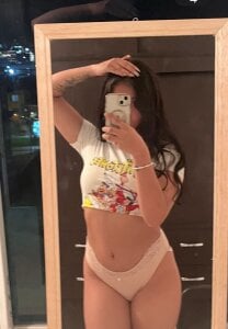 Isabelle_Lane Pretty Isabelle 🌸 Pic 5