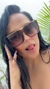 CharlotteCottin We'll be together soon, I'll be back on Tuesday at my normal time.😍 Pic 2