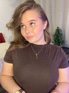 Anna_Nicol business lady Pic