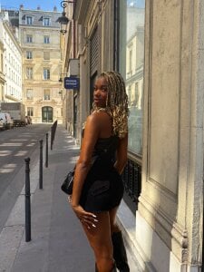 YoungBlackAaliyah Public 사진 2