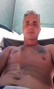 crucut@xh Just me Pic 8