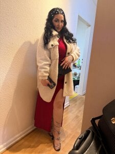 NESI_SNAKE_GIRL Public Pic 4