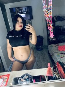 Amber_Santana Public Pic 3