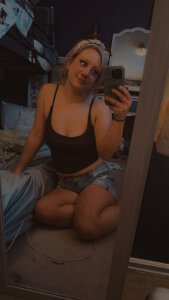 prettylilandrea Public Pic