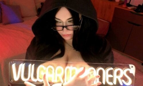 vulagarmanners_ 100k of love! Pic 2