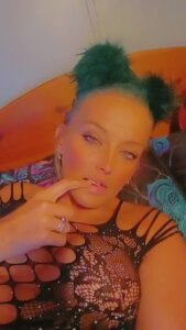 SexiBamaGurlz69 Public Pic 5