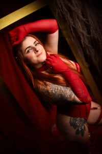 kimbrownn I love this red ❤ Foto 3