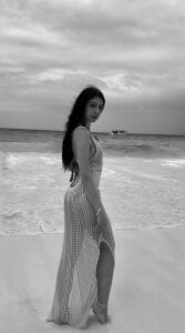 rinwhite_ sexy mermaid Pic 2