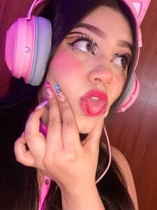 Ari_Martin life in colors 💌💗 Pic 2