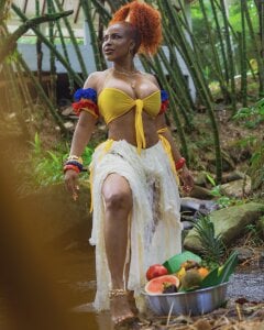 niaharriz Your Goddes Pic 5