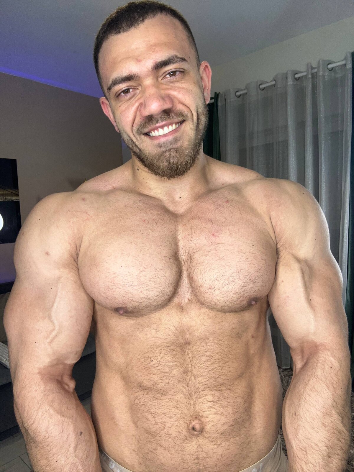 J0nMuscle adlı kullanıcının viral fotoğrafları:  3223