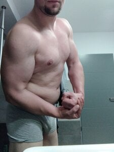 Regularfucker28 Public Hình 4