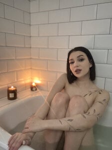 ammy_cummy A wave of heat washed over my body... Pic 7