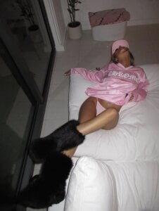 ZyraGoddes kullanıcısının Public albümü -  7 fotoğraf