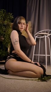 KellePourier Cruella Deville Pic 2