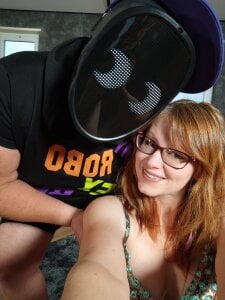 Nympho-Mona, Hasi & Robo Sex Boy de die-EinHORNY-WG  fotos