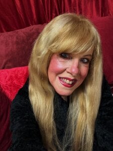 Onlyniki BABY ITS COLD OUTSIDE Pic 2