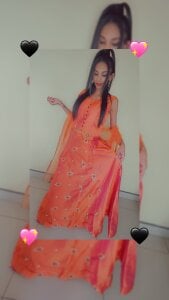 Indianmammi Public Pic 2