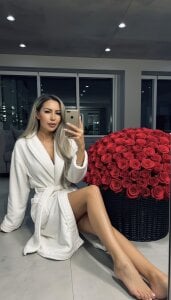 AnikaSunshine Happy Valentine Day ❤️🥰🎁💐 Foto