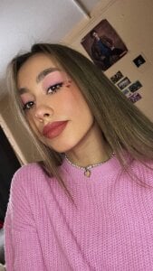 DeliaPesta a little fun Hình 4