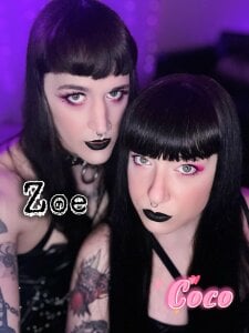 Zoe_and_Coco