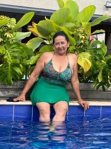 ElizabethMiler welcome guys Foto 6