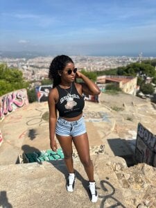 MichaelaCox A sunny day 사진 2