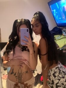 Kimnkitty BOTH GIRLS HOT Pic 3