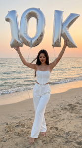 Valerie_liu MY FIRST 10K🩷 Pic