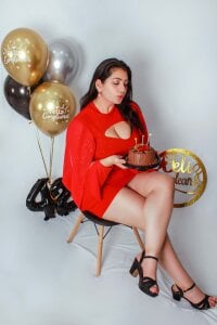 MEYLAGIAhappy birthday to me 🎉🧁🎁😍 Bild 4