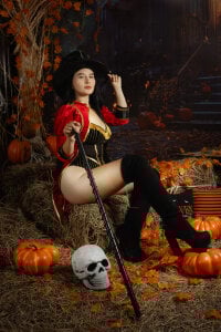 kimdavies1 👻Trick or kiss? you choose.🎃  5. fénykép