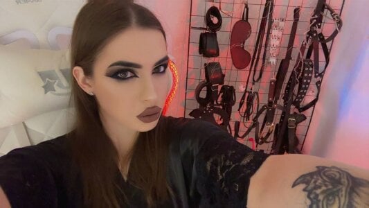 NightFury_ MISTRESS EVA Pic 3