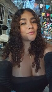 MelissaBloomm I love being sensual at all times Pic 3