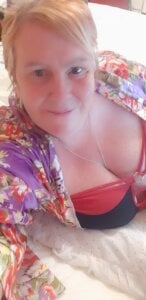 Playful_MILF_Demi Public Pic 5