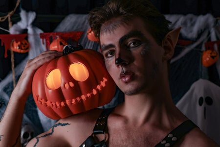 ArthurWhitee Happy Halloween! 👻🎃 Pic 4