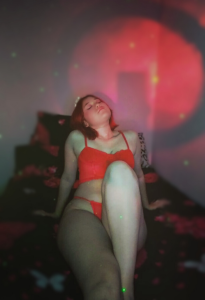 AphroditeHearts 🥰 Know Me 🥰 Pic 3