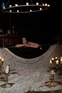 lilly_Cherry_ Public Pic 8