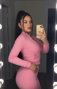 _EmilySquirt Public Pic 3