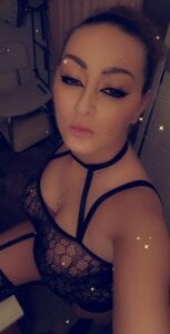 ElleMoonGoddess Random sexy Pic 2